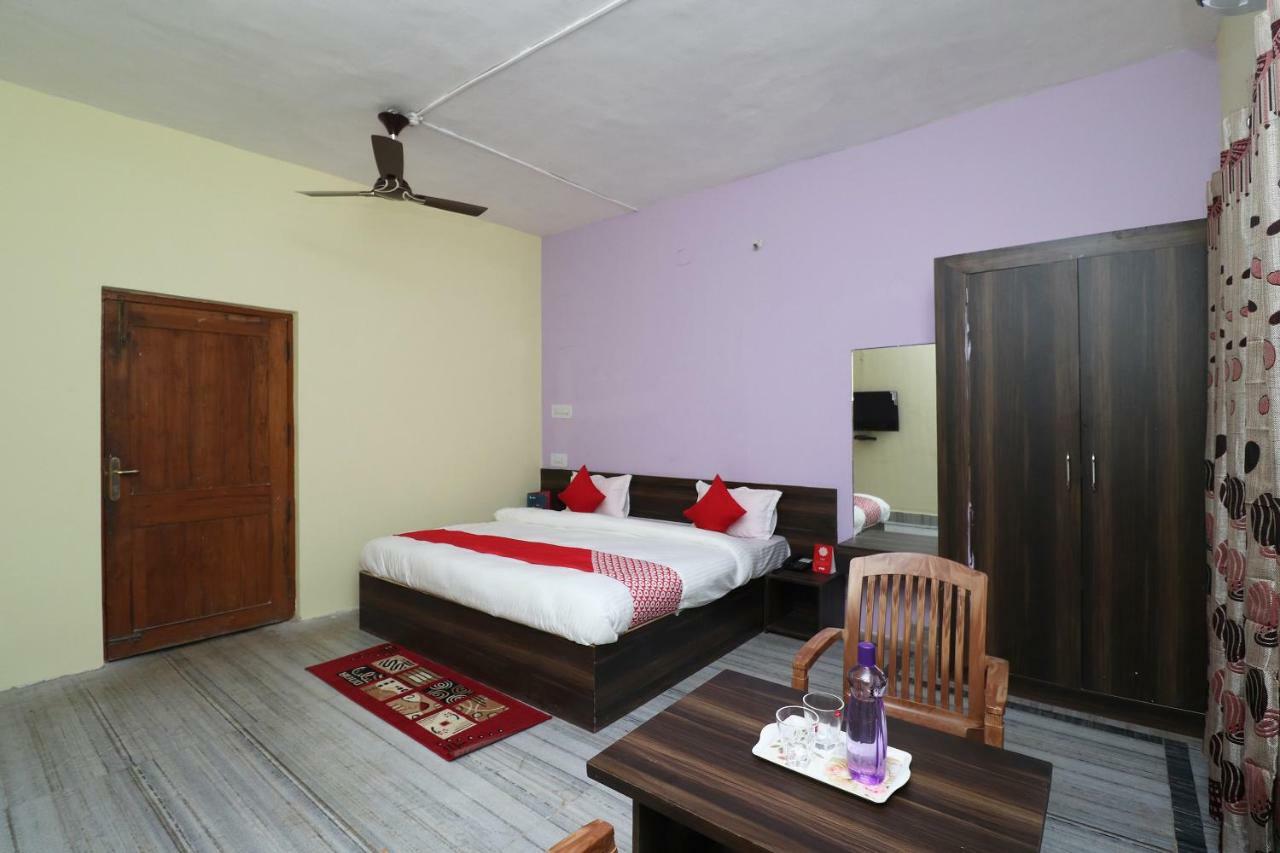 Oyo 35736 Shree Jagannath Lodge Puri Exterior photo